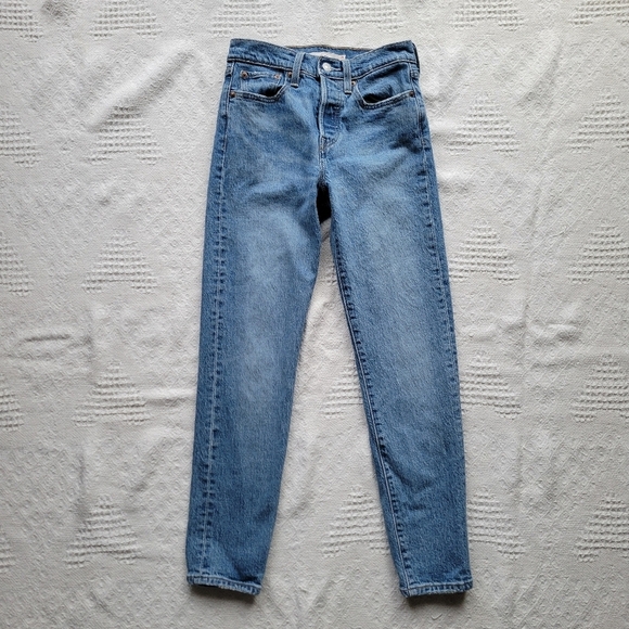 Levi's Wedgie High Waisted Button Fly Casual Denim Jean - Light-Medium Wash - Picture 2 of 11